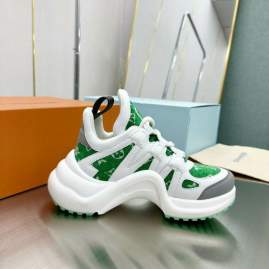 Picture of Louis Vuitton Shoes _SKULVsz35-41517722.5cmmnf0307